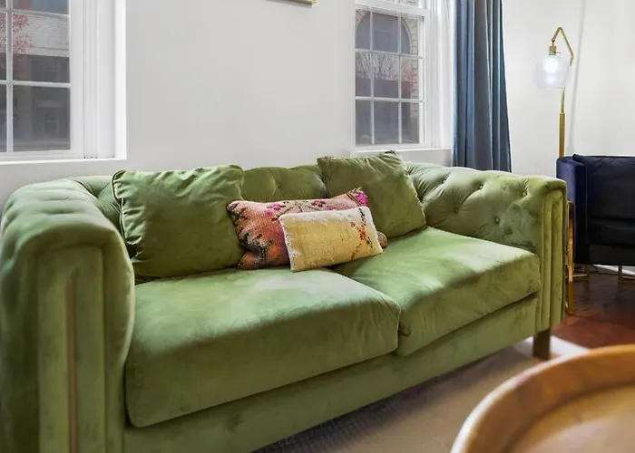 Holiday home Cozy With King Beds - Short Drive To
